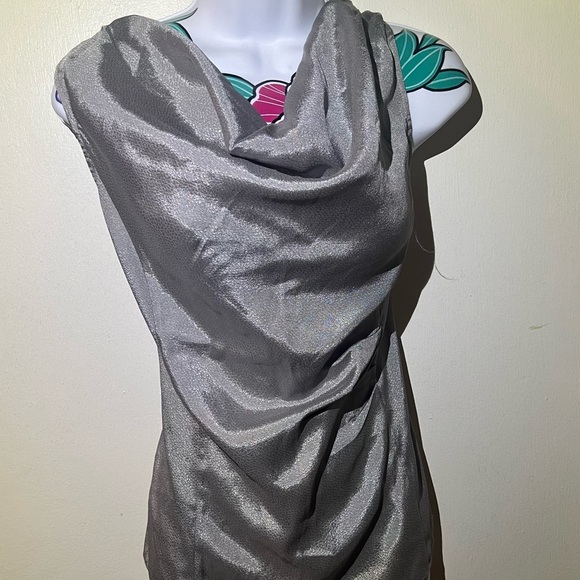 No es New York Gray Shimmer Droop Neck Blouse - Picture 1 of 3